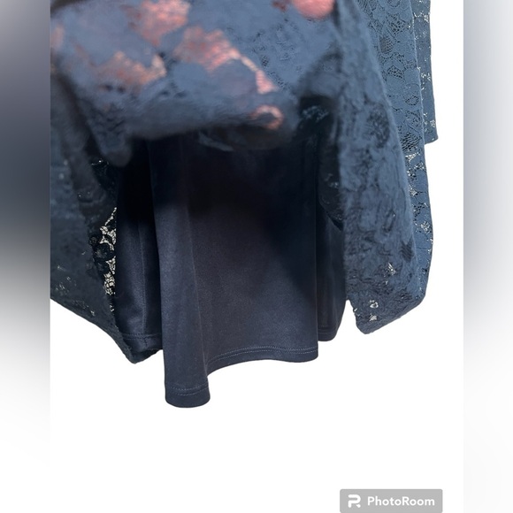 Betsey Johnson dark blue open back Long Bell Sleeve Lace overlay Dress size 2 - Picture 8 of 11